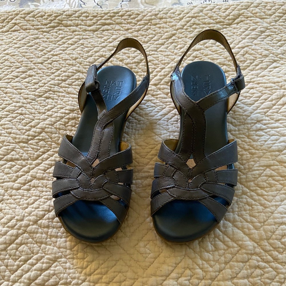 Naturalizer sandals